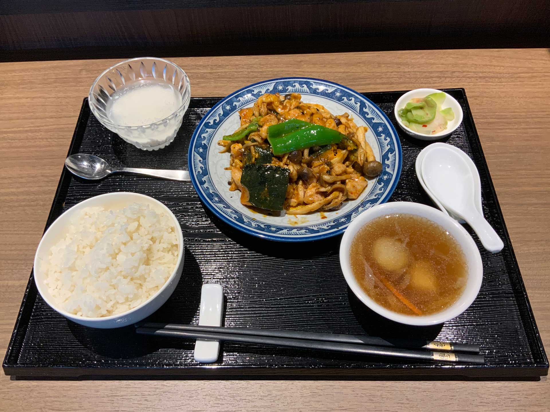 投稿についてもっと詳しく 2021年10月の月替わりランチ『鶏肉とカボチャの豆豉(トウチー)炒め』