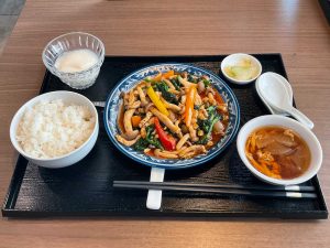投稿についてもっと詳しく 2022年2月の月替わりランチ『菜の花と豚肉の豆豉(トウチー)炒め(豆豉油菜花)』