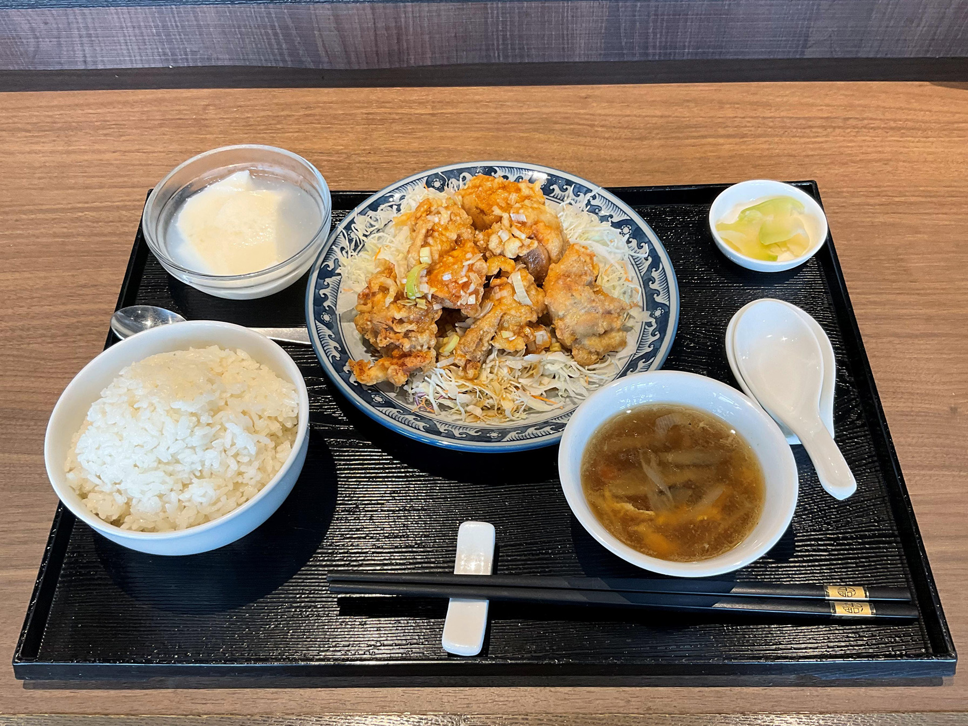 投稿についてもっと詳しく 2023年6月の月替わりランチ『油淋鶏(ユーリンチー)』
