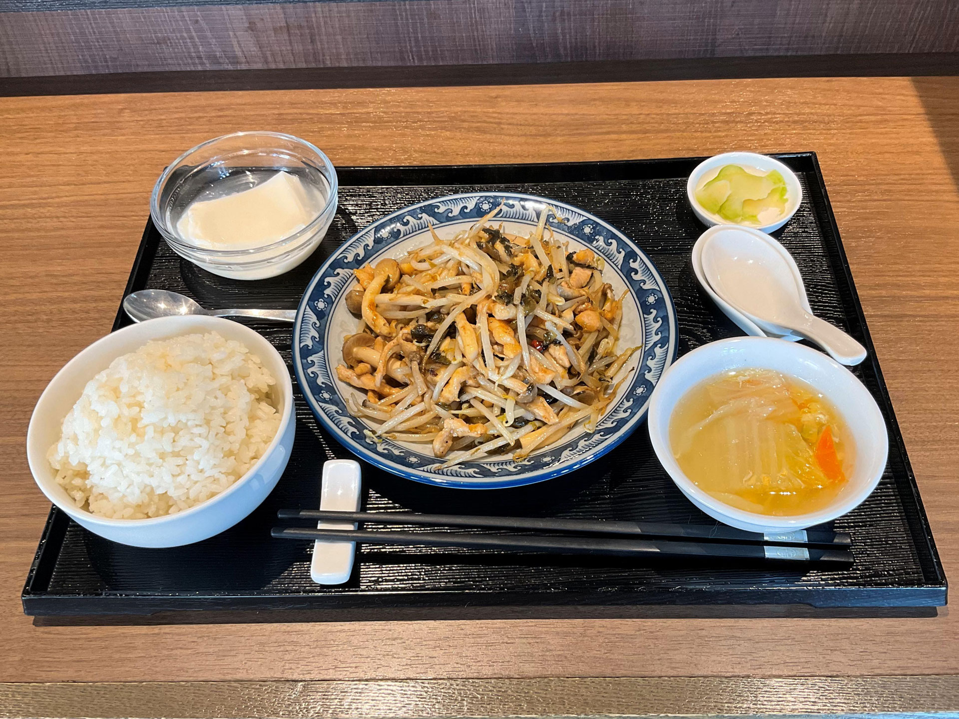 投稿についてもっと詳しく 2025年2月の月替わりランチ『咸菜肉絲(高菜と豚肉の炒め物)』