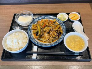 投稿についてもっと詳しく 2025年8月の月替わりランチ『魚香茄子(茄子と豚肉のスタミナ炒め)』